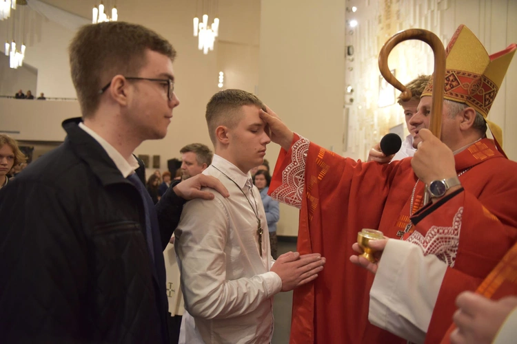 Bierzmowanie w par. Ducha Św. w Mielcu 2025