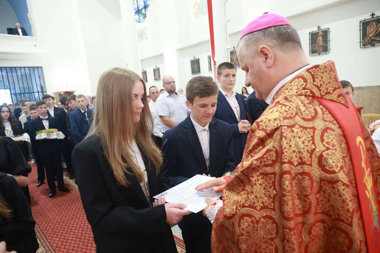 Bierzmowanie w Trzcianie koło Mielca