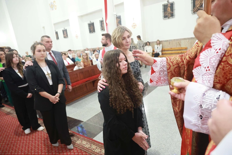 Bierzmowanie w Trzcianie koło Mielca