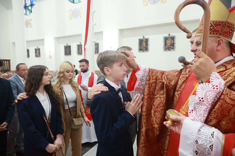 Bierzmowanie w Trzcianie koło Mielca