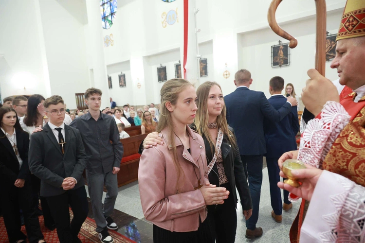 Bierzmowanie w Trzcianie koło Mielca