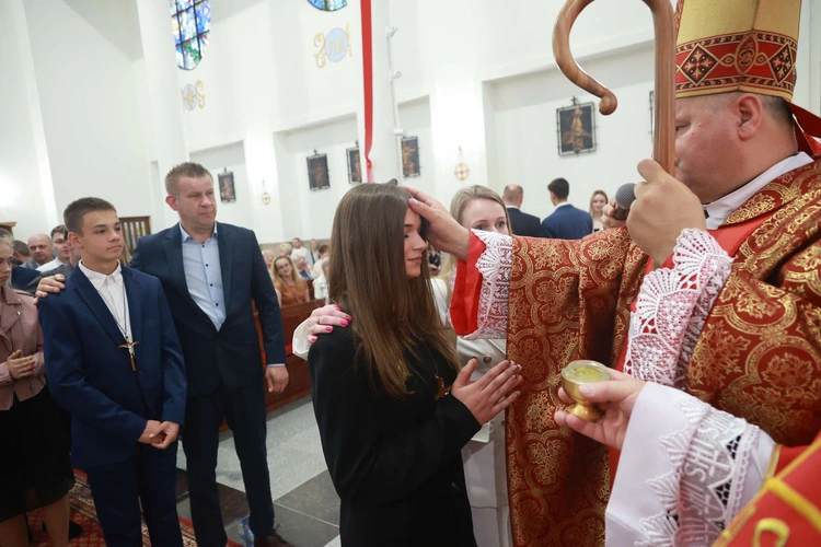 Bierzmowanie w Trzcianie koło Mielca