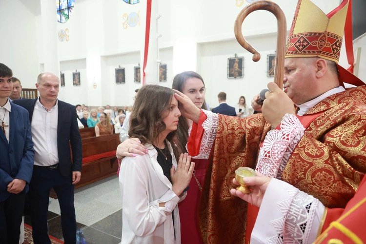 Bierzmowanie w Trzcianie koło Mielca