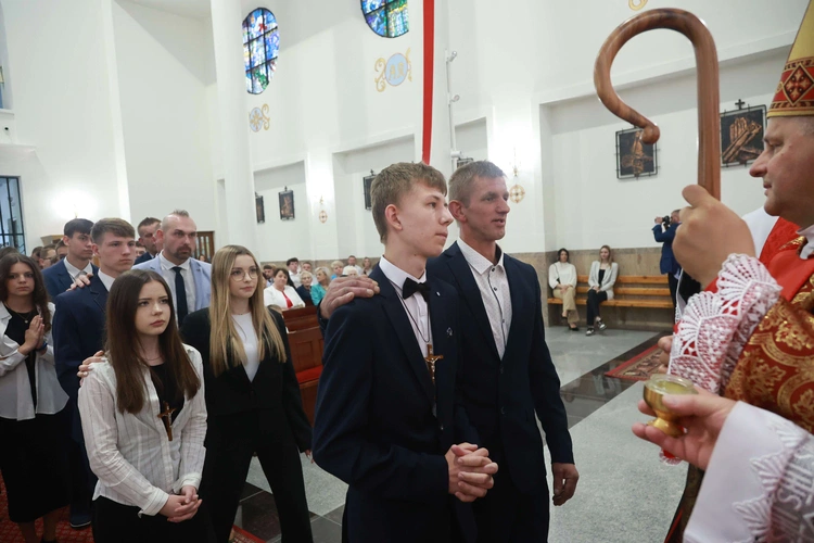 Bierzmowanie w Trzcianie koło Mielca