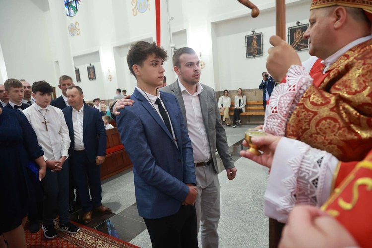Bierzmowanie w Trzcianie koło Mielca