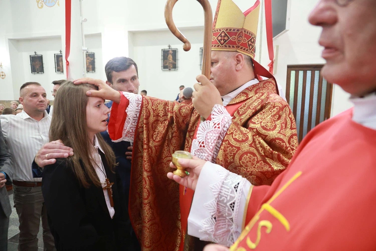 Bierzmowanie w Trzcianie koło Mielca