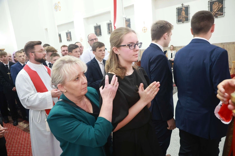 Bierzmowanie w Trzcianie koło Mielca