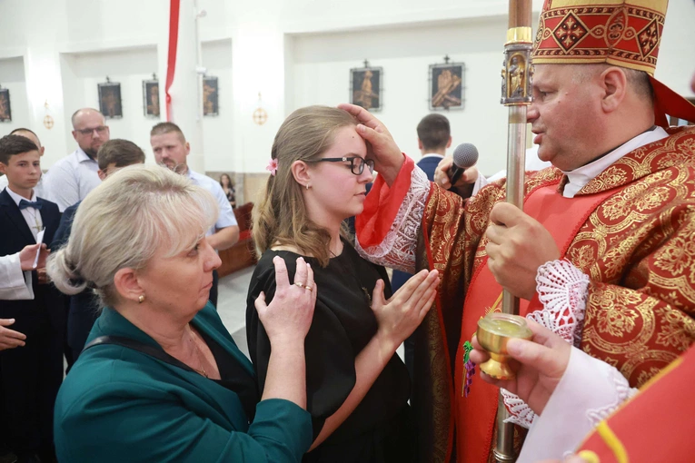 Bierzmowanie w Trzcianie koło Mielca