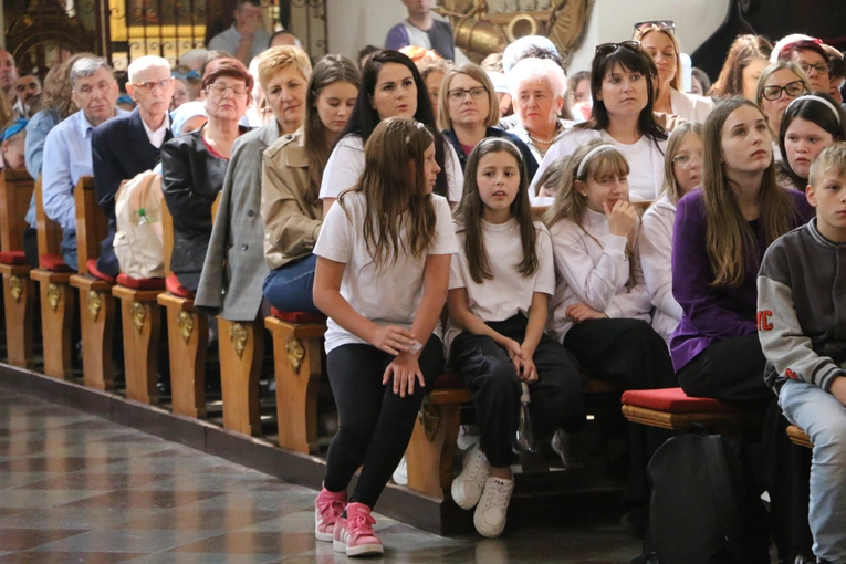 Pułtusk. XXVI Sacrosong Diecezji Płockiej (Msza św. w bazylice)