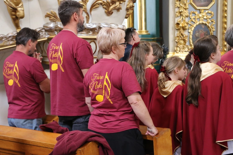 Pułtusk. XXVI Sacrosong Diecezji Płockiej (Msza św. w bazylice)