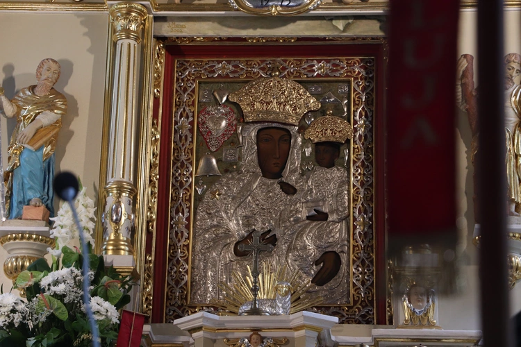 XII Diecezjalna Pielgrzymka Kobiet - wędrówka