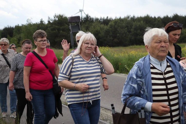 XII Diecezjalna Pielgrzymka Kobiet - wędrówka