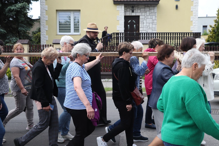 XII Diecezjalna Pielgrzymka Kobiet - wędrówka