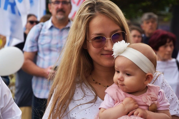 Ulicami Gorzowa Wlkp. przeszedł Marsz dla Życia i Rodziny