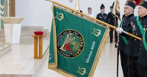 Górnicza Orkiestra Dęta KWK "Sośnica" ma nowy sztandar
