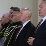 Nowy Dwór Mazowiecki. Poświęcenie witraża i wprowadzenie relikwii błogosławionej rodziny Ulmów