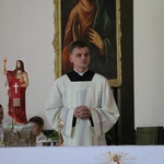 Nowy Dwór Mazowiecki. Poświęcenie witraża i wprowadzenie relikwii błogosławionej rodziny Ulmów