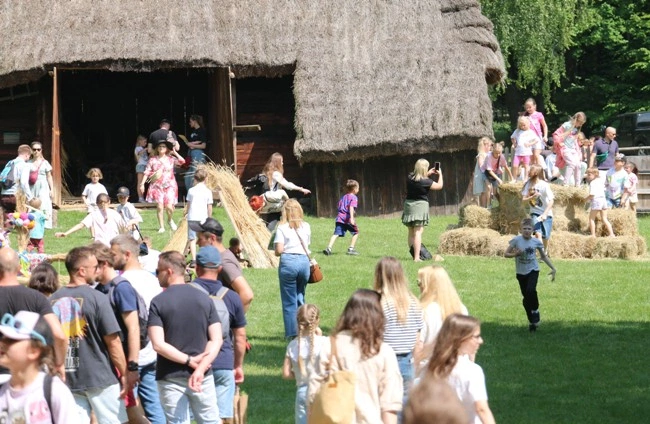 Wyprawa Rodzin w skansenie radomskim