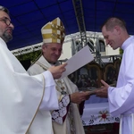 Nadzwyczajni szafarze Komunii Świętej w diecezji bielsko-żywieckiej AD 2025
