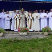 Nadzwyczajni szafarze Komunii Świętej w diecezji bielsko-żywieckiej AD 2025