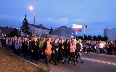 Jako pierwsze na pątniczy szlak wyruszą kobiety.