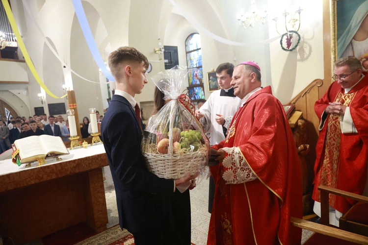 Bierzmowanie w Marcinkowicach