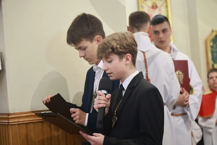 Bierzmowanie w Marcinkowicach