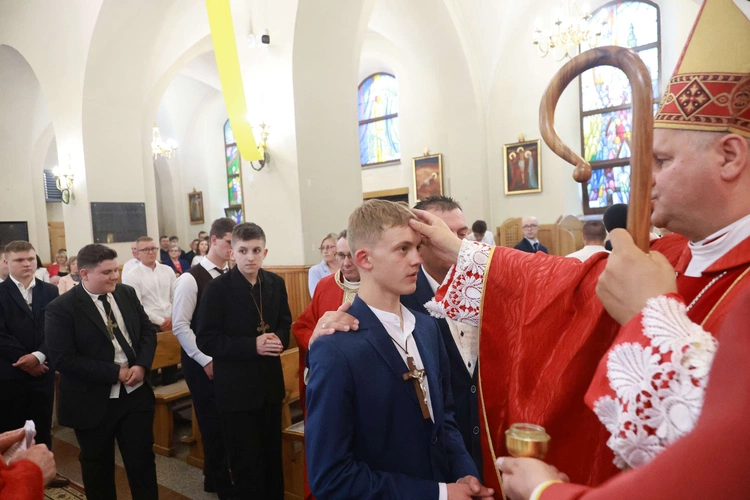 Bierzmowanie w Marcinkowicach