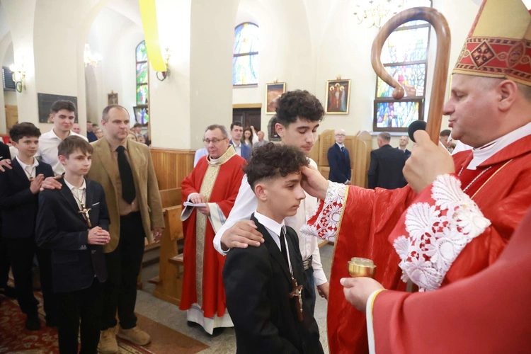 Bierzmowanie w Marcinkowicach