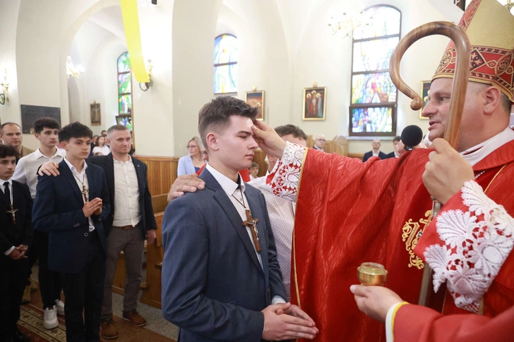 Bierzmowanie w Marcinkowicach