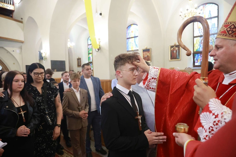 Bierzmowanie w Marcinkowicach