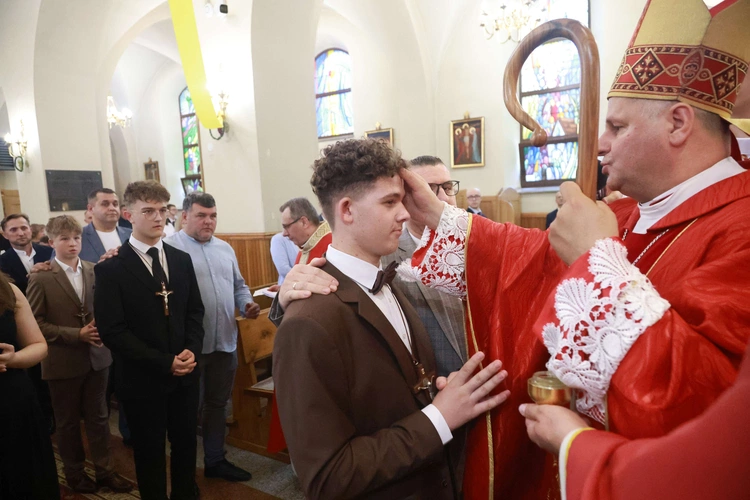 Bierzmowanie w Marcinkowicach