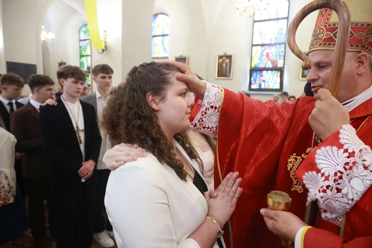 Bierzmowanie w Marcinkowicach