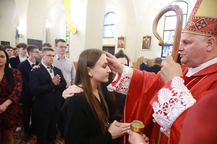 Bierzmowanie w Marcinkowicach