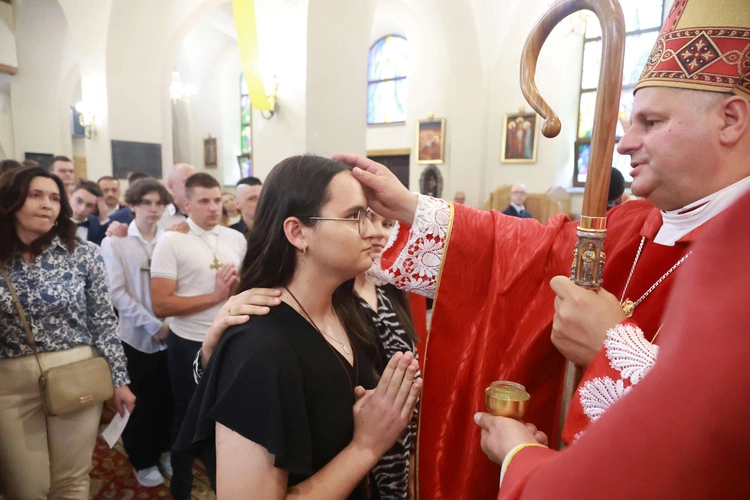 Bierzmowanie w Marcinkowicach