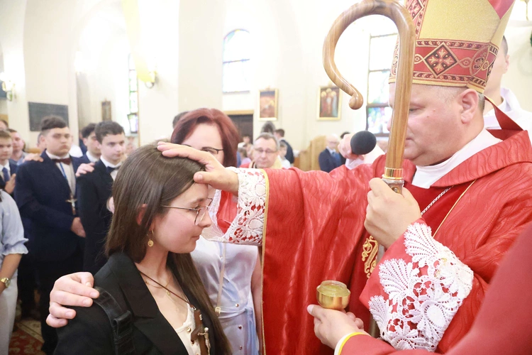 Bierzmowanie w Marcinkowicach