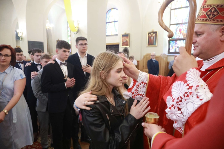 Bierzmowanie w Marcinkowicach