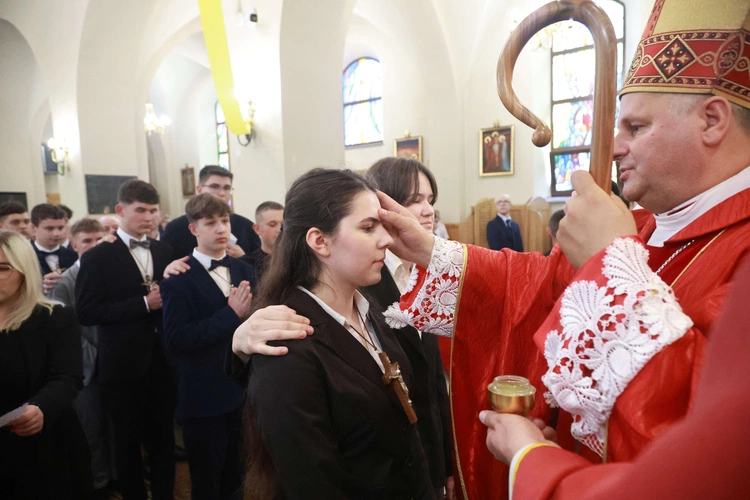 Bierzmowanie w Marcinkowicach