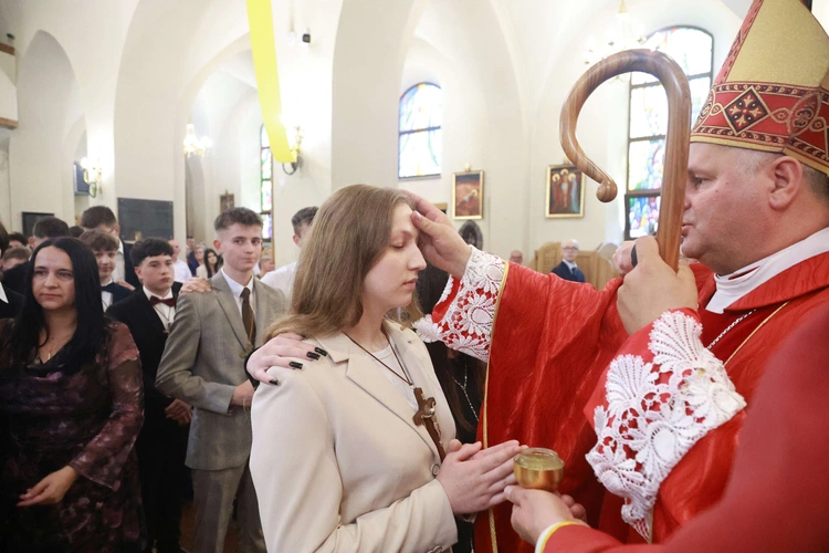 Bierzmowanie w Marcinkowicach