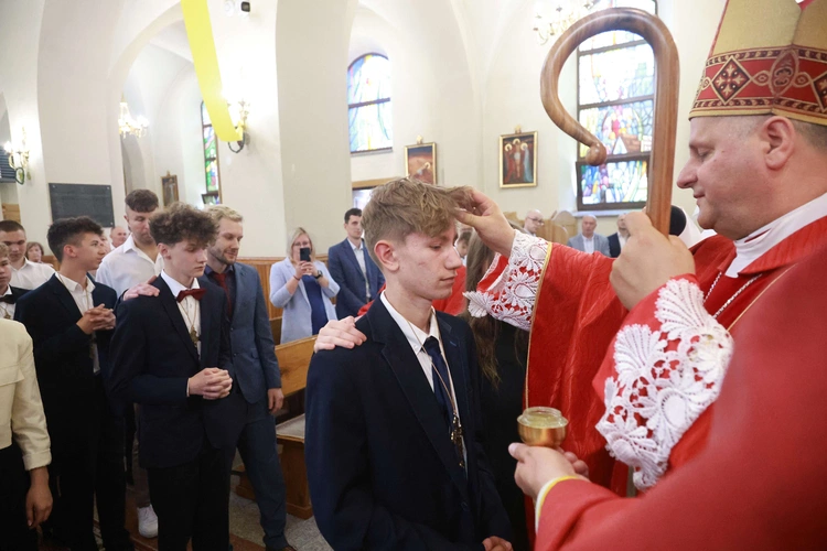 Bierzmowanie w Marcinkowicach