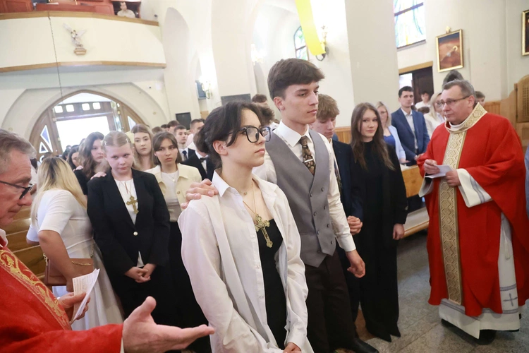 Bierzmowanie w Marcinkowicach