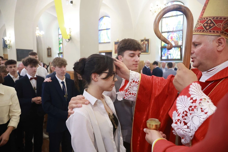 Bierzmowanie w Marcinkowicach