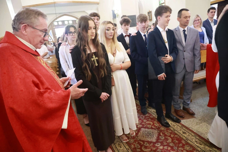 Bierzmowanie w Marcinkowicach