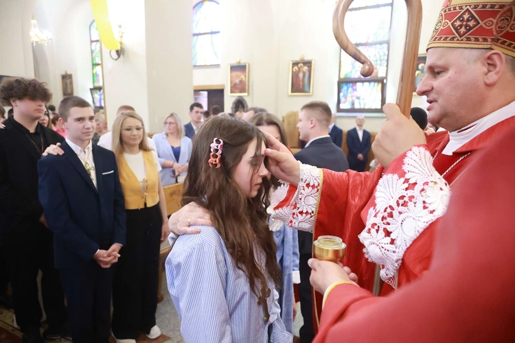 Bierzmowanie w Marcinkowicach