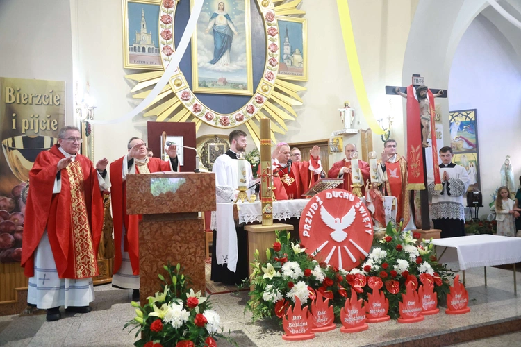 Bierzmowanie w Marcinkowicach