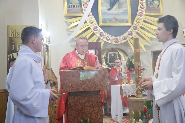 Bierzmowanie w Marcinkowicach