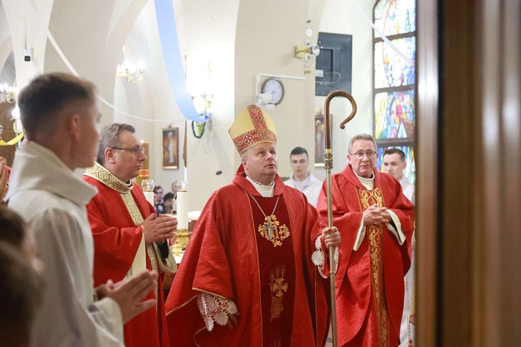 Bierzmowanie w Marcinkowicach