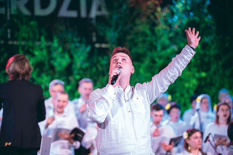  – Organizujemy to wydarzenie, by wspólnie uwielbiać Boga – mówi W. Budniak.  