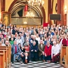 Wielopokoleniowe spotkanie pokazało też ciągłość lokalnego Kościoła.