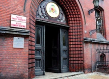 W gmachu na Ostrowie Tumskim będą mieszkać tylko klerycy z archidiecezji wrocławskiej.